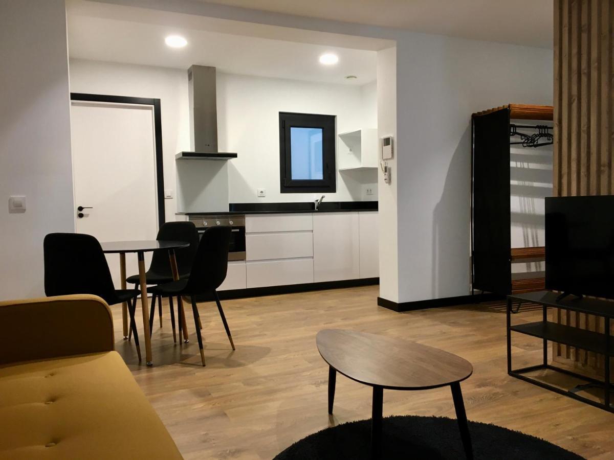 Apartmán Loft De Diseno Con Balcon Figueres  Exteriér fotografie
